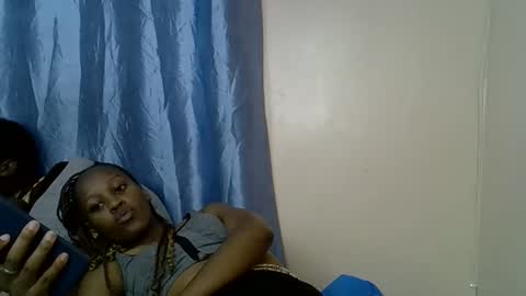 Alicia online show from November 18, 11:58 am