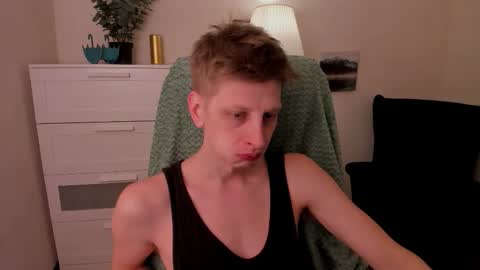 Andy online show from December 14, 8:24 pm