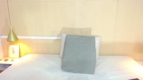 Snapshot of slim_chocobar18 chatting on December 20, 1:54 pm slim_chocobar18 online show from December 20, 1:54 pm