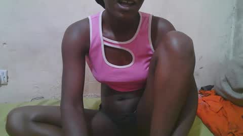 slim_girl3 online show from May 18, 5:24 am