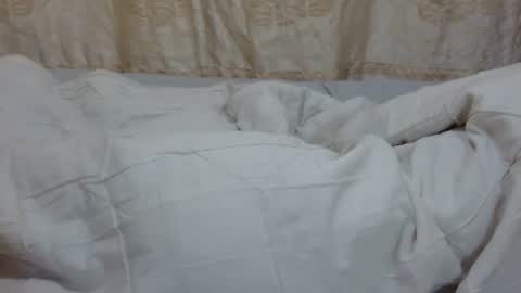 slim_kiteey online show from October 6, 12:19 am