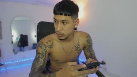 slim_master12 online show from December 17, 9:32 pm