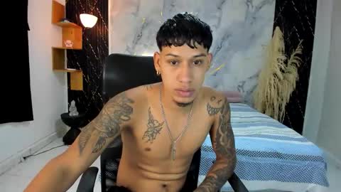 Snapshot of slim_master12 chatting on April 24, 11:40 pm slim_master12 online show from April 24, 11:40 pm