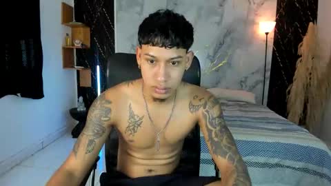 Snapshot of slim_master12 chatting on May 1, 8:46 pm slim_master12 online show from May 1, 8:46 pm