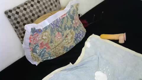 slim_me online show from April 23, 7:20 am