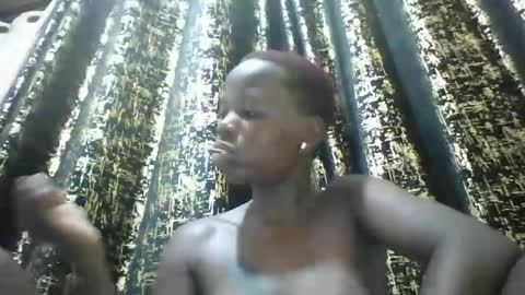 Snapshot of slim_petite_ebony chatting on January 15, 9:41 pm slim_petite_ebony online show from January 15, 9:41 pm
