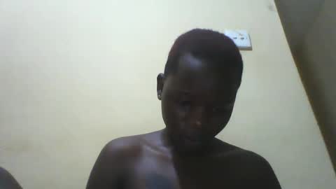 Snapshot of slim_petite_ebony chatting on January 22, 10:37 pm slim_petite_ebony online show from January 22, 10:37 pm