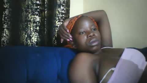 slim_petite_ebony online show from May 23, 11:31 pm