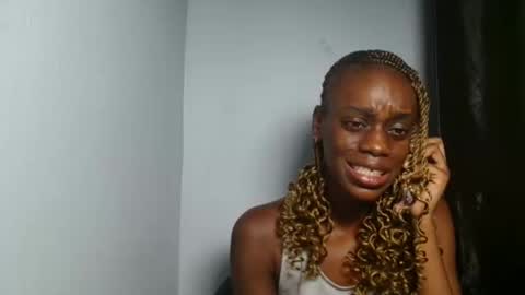 Snapshot of slimbaby16 chatting on November 17, 10:10 am Slim online show from November 17, 10:10 am