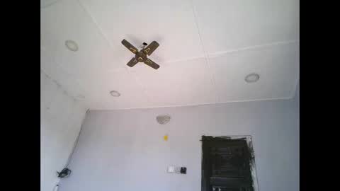 Snapshot of slimbaby16 chatting on March 8, 8:40 am Slim online show from March 8, 8:40 am