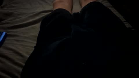 Snapshot of slimboy6900 chatting on March 11, 2:06 am slimboy6900 online show from March 11, 2:06 am