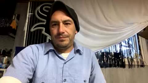 Snapshot of slimefest11 chatting on October 25, 9:31 pm More more more online show from October 25, 9:31 pm