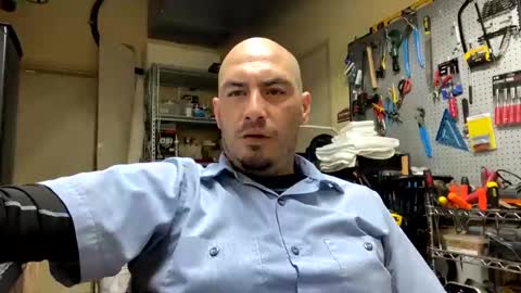 Snapshot of slimefest11 chatting on March 31, 5:02 pm More more more online show from March 31, 5:02 pm