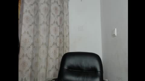 Slimfit girl online show from December 5, 6:11 am