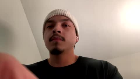 Snapshot of slimjayys chatting on March 25, 3:56 am slimjayys online show from March 25, 3:56 am