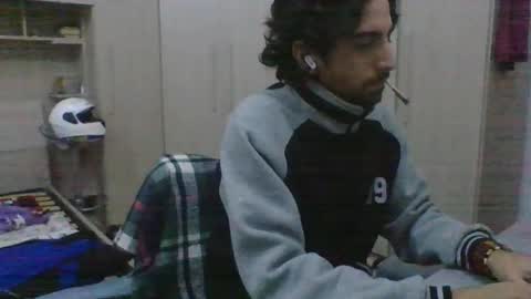 Snapshot of slimteaser089 chatting on November 28, 8:11 pm SlimTeaser089 online show from November 28, 8:11 pm