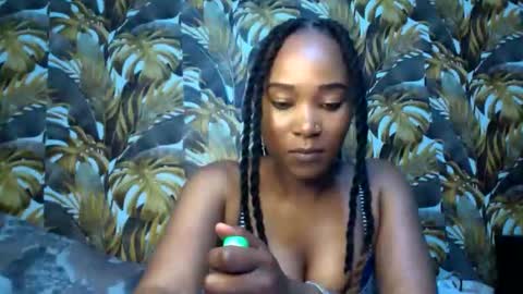 slimy_baiby online show from October 7, 8:39 pm