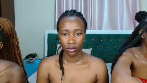Snapshot of slippery_sassy chatting on October 4, 5:55 pm Slippery online show from October 4, 5:55 pm