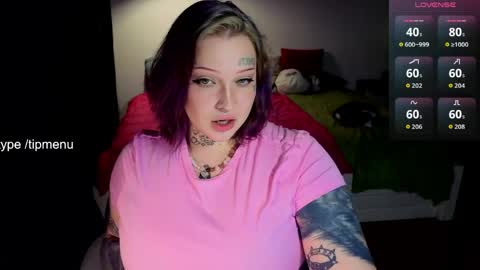 Snapshot of slobbergirl chatting on May 24, 10:37 pm Kira Khanina online show from May 24, 10:37 pm