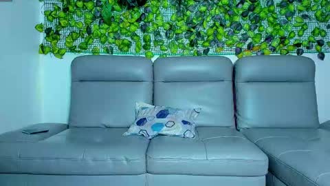 Shellsy  Jack AND THE GREAT Luis MODERATING  online show from February 20, 7:41 pm