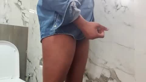 slowmooo_42069 online show from March 19, 11:14 am