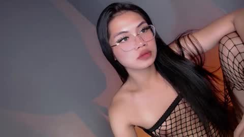 slut4attention online show from January 9, 6:27 am