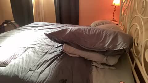 slut online show from June 30, 12:39 pm