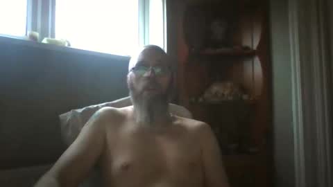 Snapshot of slutfucker20 chatting on April 17, 6:55 pm slutfucker20 online show from April 17, 6:55 pm