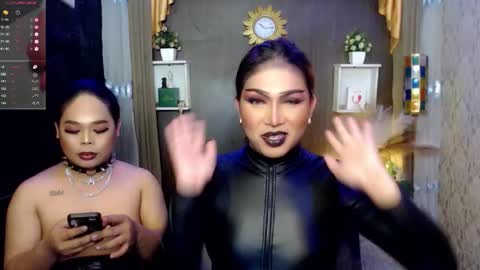 Snapshot of sluthotcummer69x chatting on February 23, 4:10 am EMPRESS GODDESS KRISTINE online show from February 23, 4:10 am