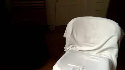 Snapshot of slutsuckin chatting on October 25, 1:07 pm slutsuckin online show from October 25, 1:07 pm