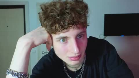 sluttsavage online show from March 27, 7:14 am