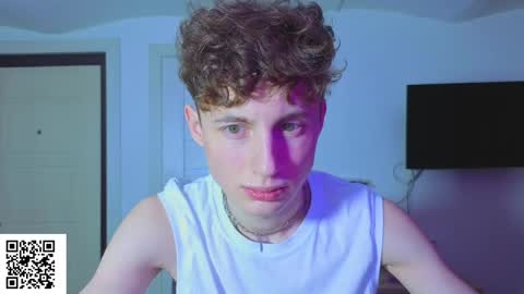 sluttsavage online show from April 1, 7:31 am