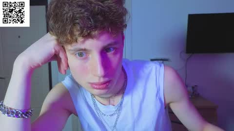 sluttsavage online show from April 2, 12:47 pm