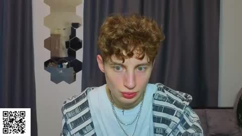 sluttsavage online show from May 19, 6:42 am