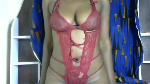 Snapshot of sluttx_choco chatting on April 3, 9:24 pm sluttx_choco online show from April 3, 9:24 pm