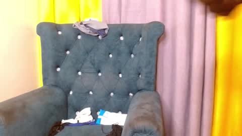 Snapshot of slutty_charmz chatting on October 23, 8:18 pm Bree online show from October 23, 8:18 pm