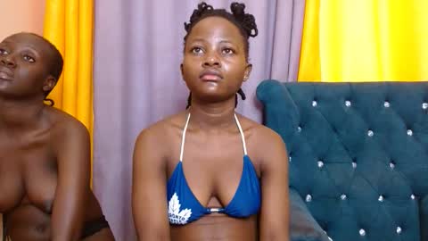 Snapshot of slutty_charmz chatting on November 2, 7:44 am Bree online show from November 2, 7:44 am