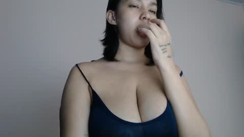 Sofia online show from May 4, 1:56 am