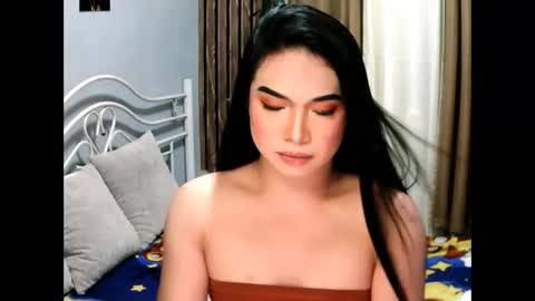 slutty_sam28 online show from April 29, 11:03 am