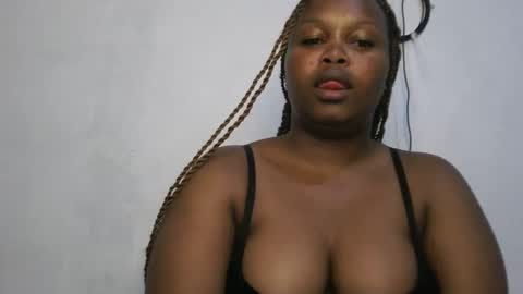 Snapshot of slutty_shan chatting on October 18, 5:14 pm slutty_shan online show from October 18, 5:14 pm