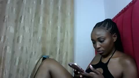 Snapshot of slutty_tracy chatting on February 12, 6:58 pm slutty online show from February 12, 6:58 pm