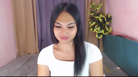 sluttycent online show from March 18, 10:18 am