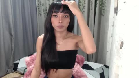 Snapshot of sluttychie chatting on January 7, 12:13 am CHIE CHIE online show from January 7, 12:13 am