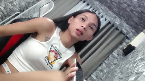 Snapshot of sluttychie chatting on February 15, 10:42 pm CHIE CHIE online show from February 15, 10:42 pm