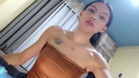 Snapshot of sluttychie chatting on March 25, 5:24 am CHIE CHIE online show from March 25, 5:24 am