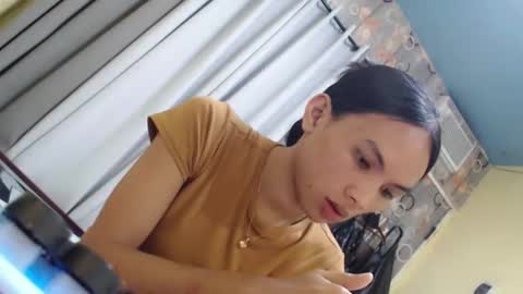 CHIE CHIE online show from April 6, 4:46 am