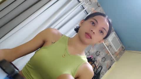 Snapshot of sluttychie chatting on April 8, 11:21 am CHIE CHIE online show from April 8, 11:21 am