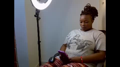 sluttydevil6 online show from January 11, 8:22 am