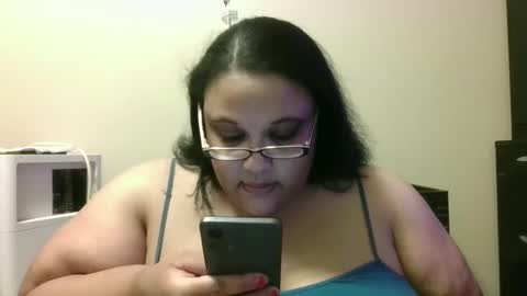 Snapshot of sluttyjess31 chatting on September 11, 12:22 am Jessica online show from September 11, 12:22 am
