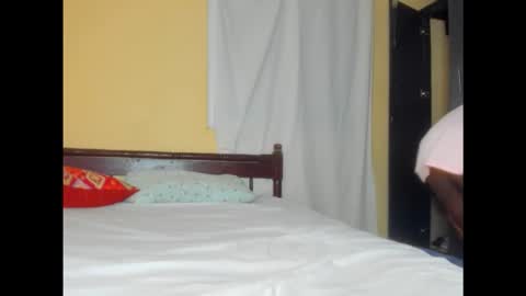 Sexyslutt online show from September 29, 12:16 am